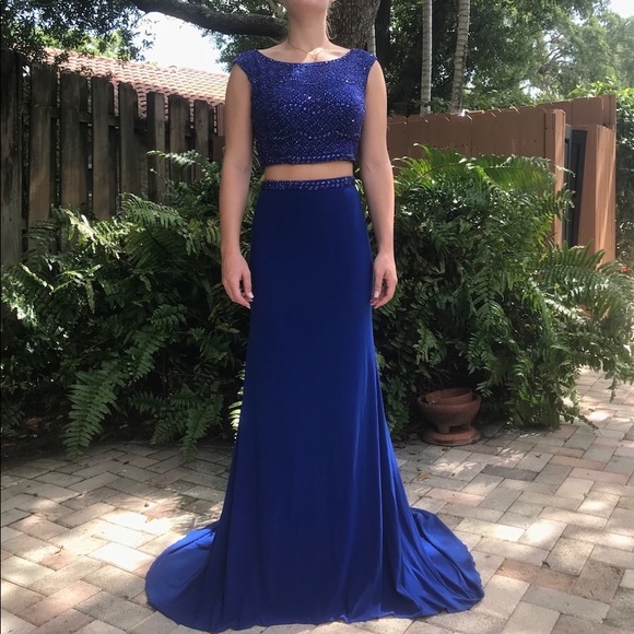 Blue Sherri Hill prom dress. Two piece SIZE 2 - Picture 2 of 4